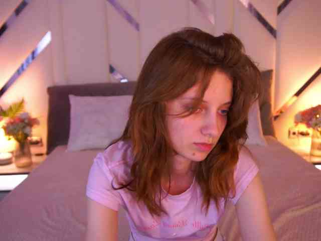 CuteeFoxy webcam