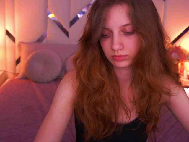 CuteeFoxy webcam