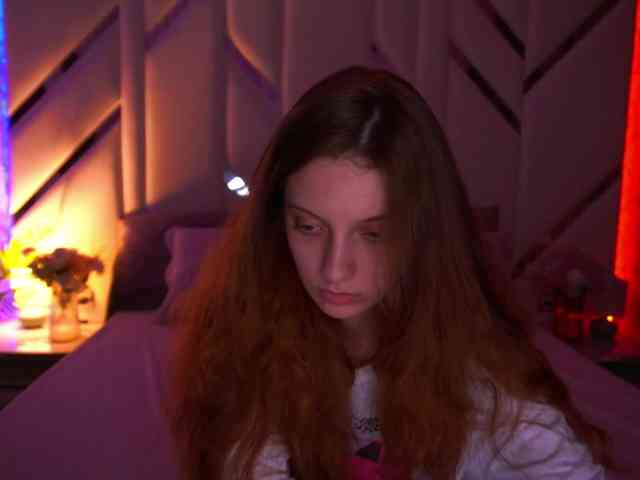CuteeFoxy webcam