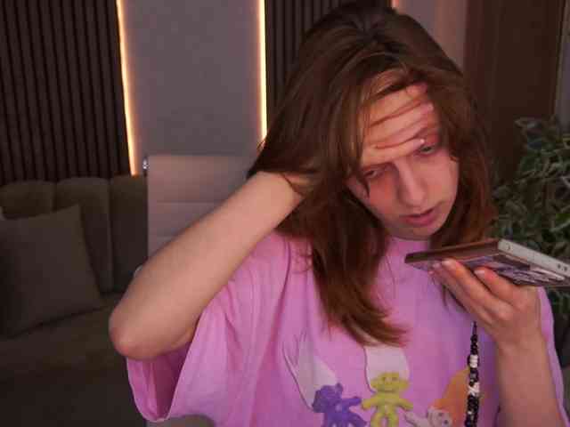 CuteeFoxy webcam
