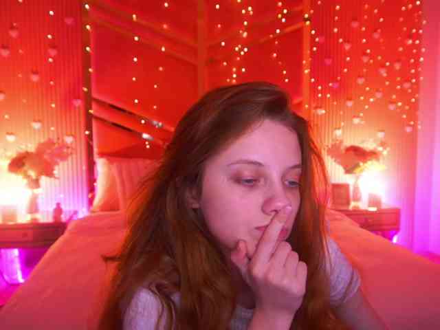 Modella: CuteeFoxy