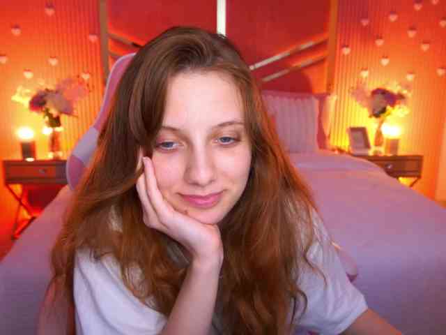 CuteeFoxy webcam