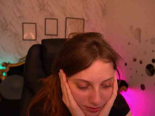 CuteeFoxy webcam