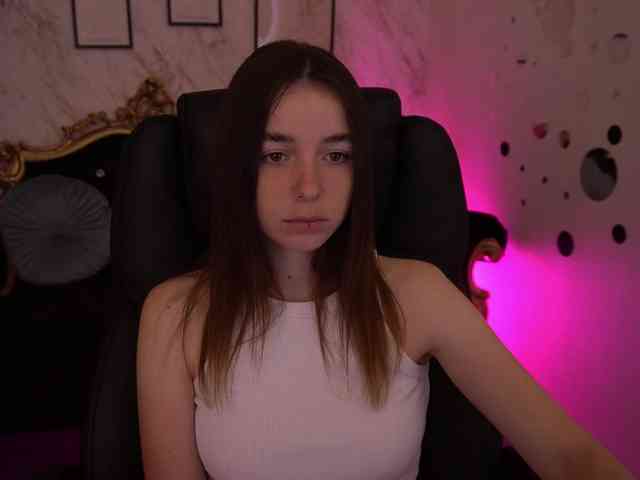 Modella: BabeDollie