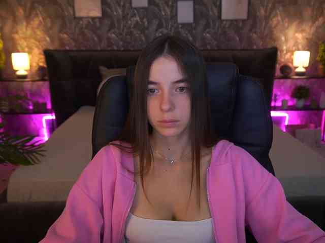 Вебкам-шоу BabeDollie