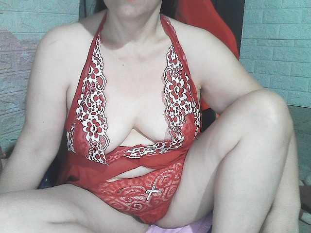 Lovearose live cam on BongaCams