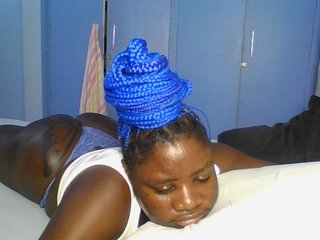 Citygirl77's Live Webcam