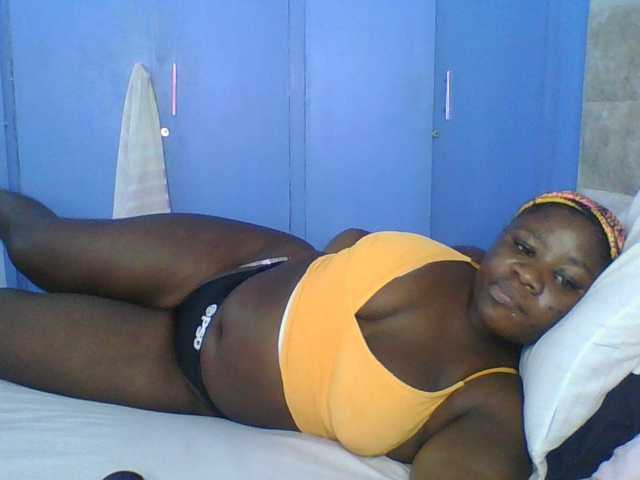 Citygirl77's BongaCams show and profile