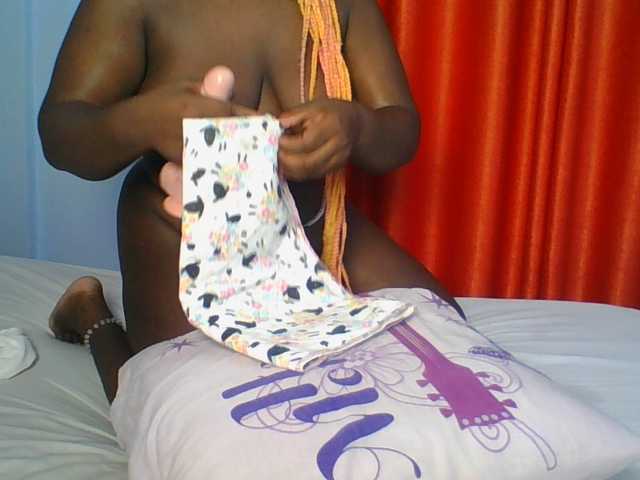 Citygirl77's BongaCams show and profile