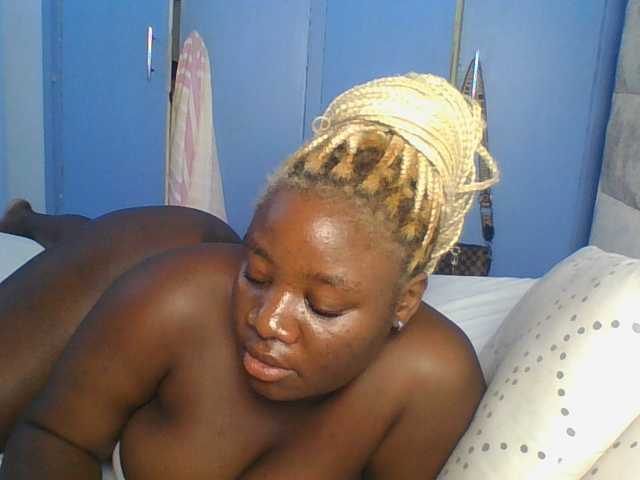 Citygirl77 live cam on BongaCams
