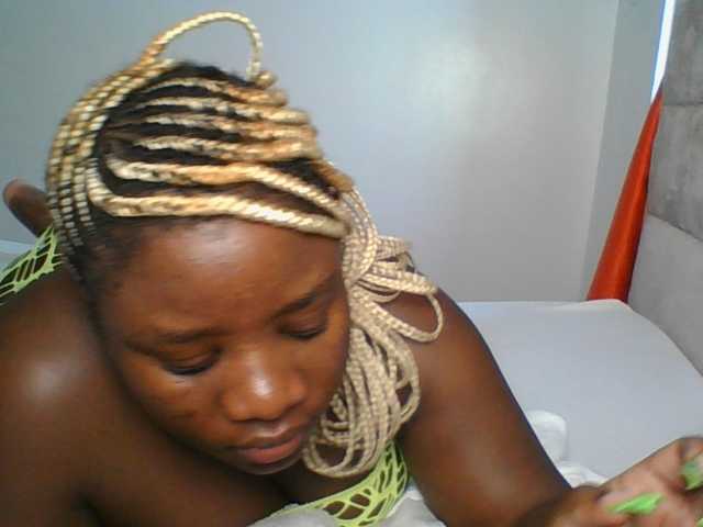 Citygirl77 live cam on BongaCams