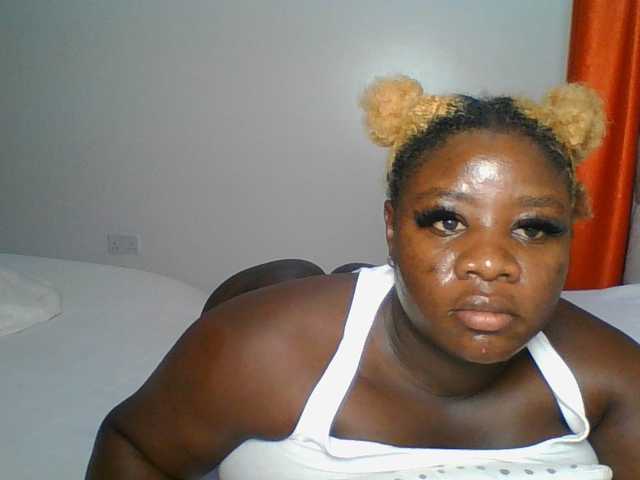 Citygirl77 — live female cam