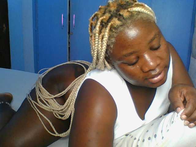 Citygirl77 live cam on BongaCams