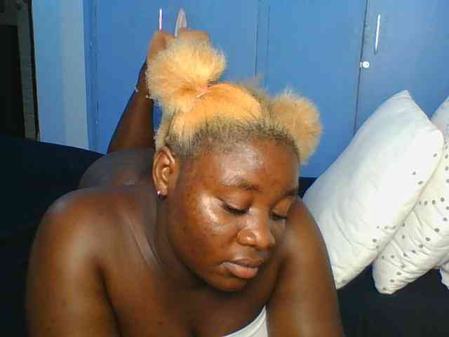 Citygirl77 webcam