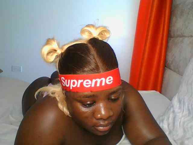 Citygirl77 webcam