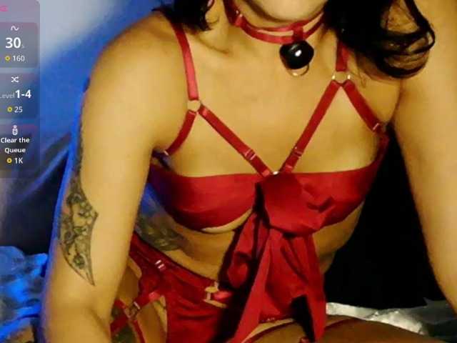 VeronnaInk1 live cam preview