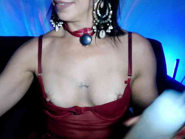 VeronnaInk1 webcam