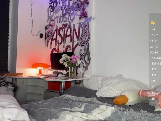 TainaJaksch live cam on BongaCams