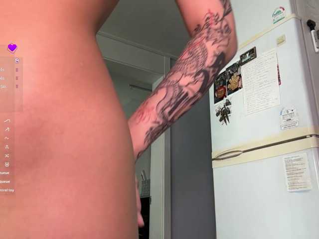 TainaJaksch live cam on BongaCams