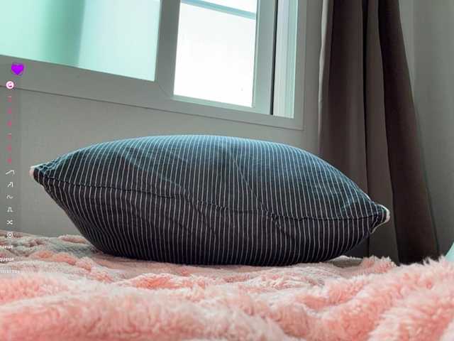 TainaJaksch live cam on BongaCams