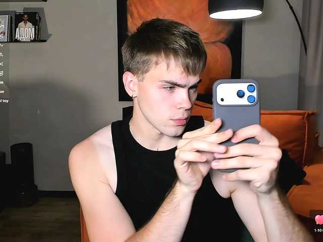 simonwnl live webcam show