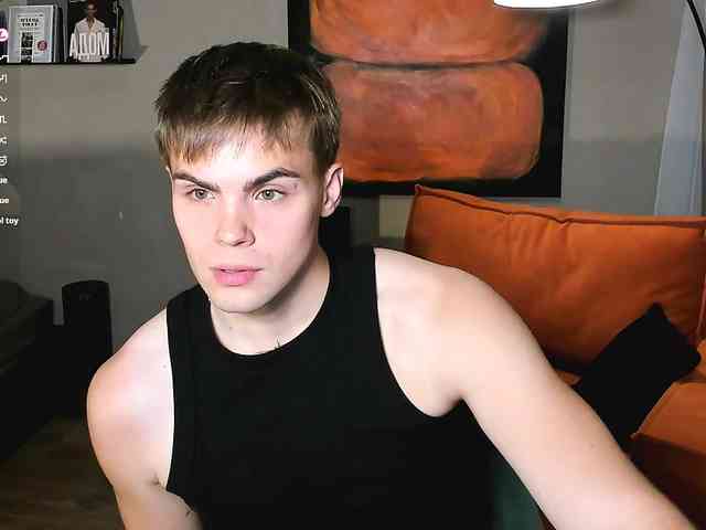 simonwnl Live Webcam on BongaCams