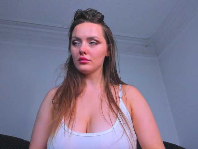 Amber-Tender live cam on BongaCams