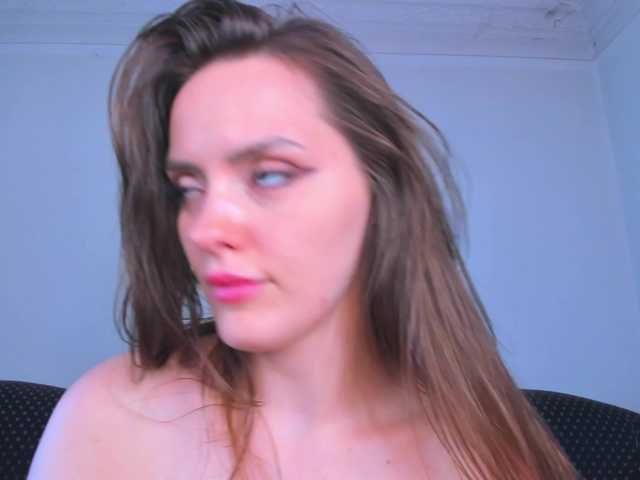 Amber-Tender live cam on BongaCams