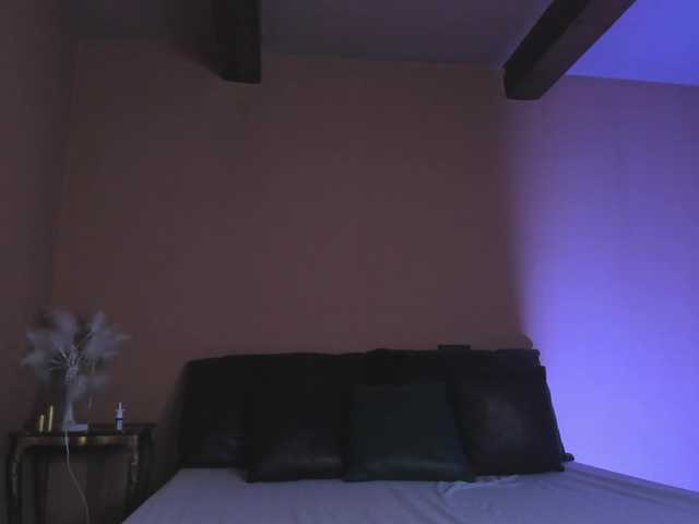 Amber-Tender live webcam show