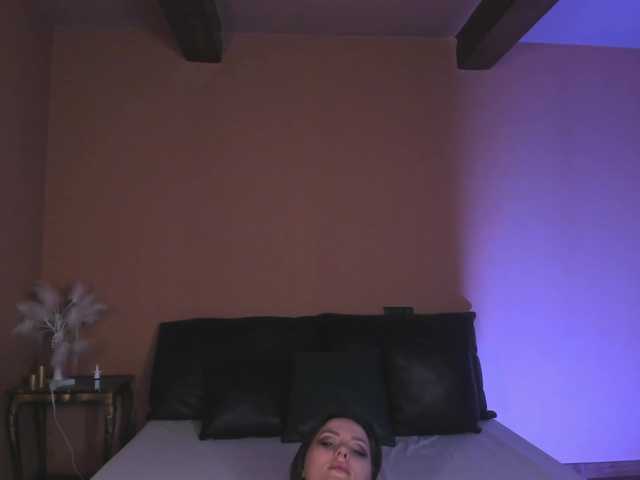 Amber-Tender live webcam show