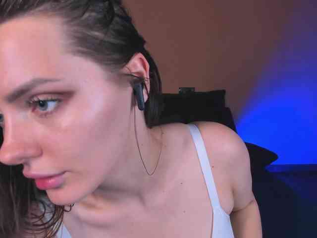 amber-tender's live room