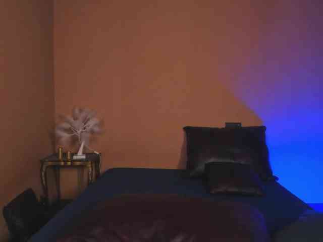 Amber-Tender webcam