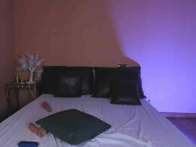 Amber-Tender Sex Cam Show