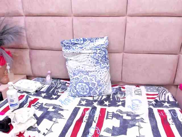 CAROLINASUAREZ CAROLINASUAREZ