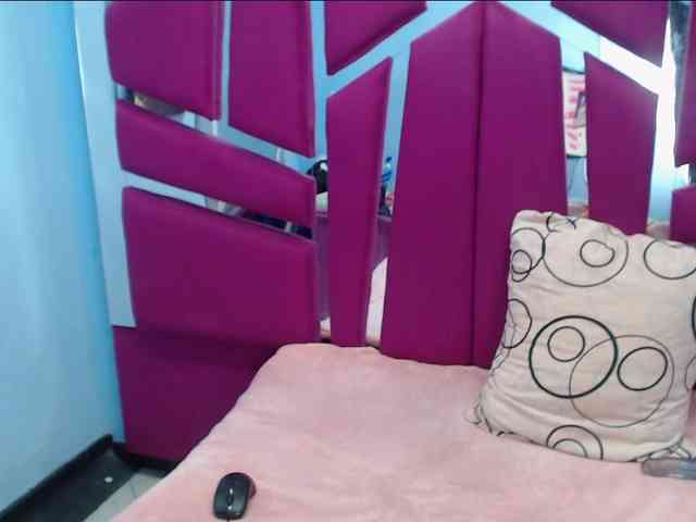 CAROLINASUAREZ webcam