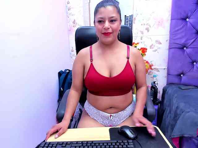 CAROLINASUAREZ webcam