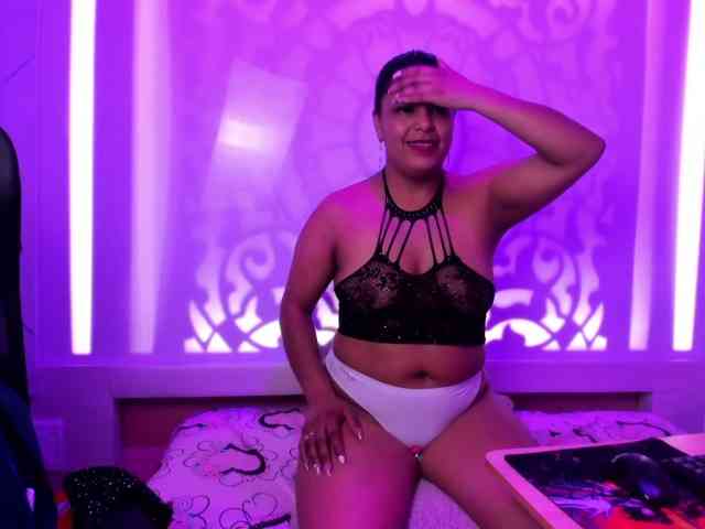 CAROLINASUAREZ webcam