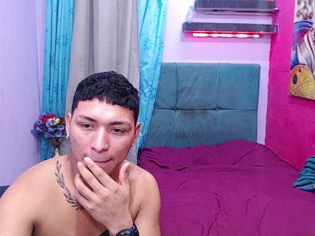 twinksfuck live cam on BongaCams
