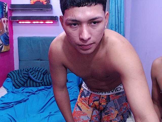 twinksfuck live cam on BongaCams