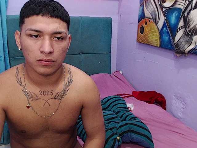 twinksfuck live cam on BongaCams