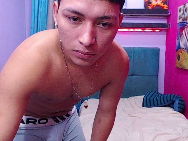 twinksfuck live cam on BongaCams