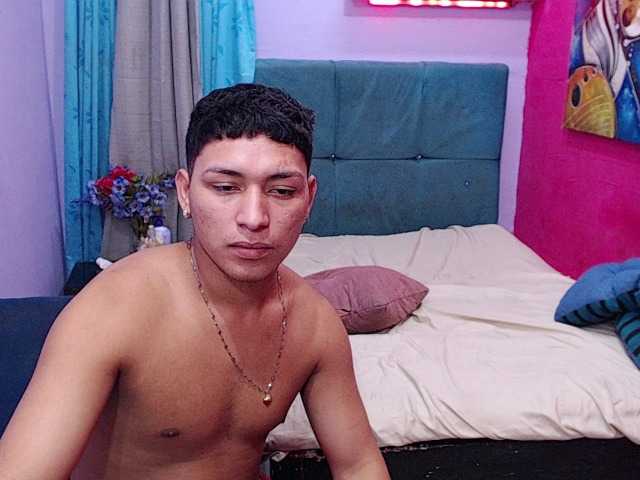 twinksfuck live cam on BongaCams