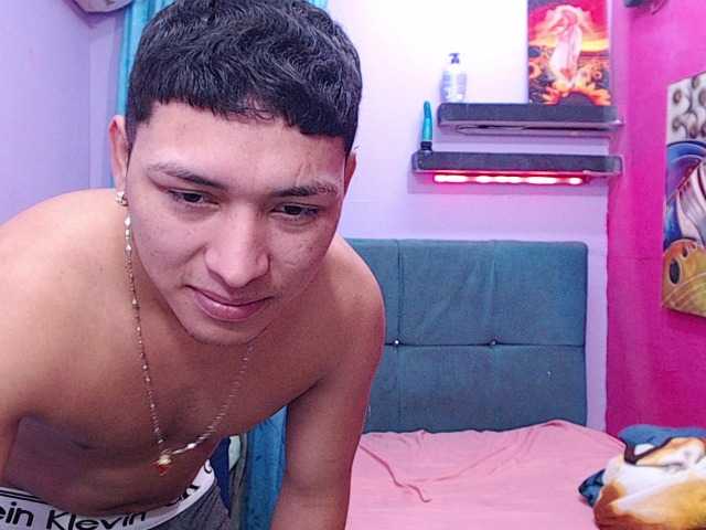 twinksfuck live cam on BongaCams