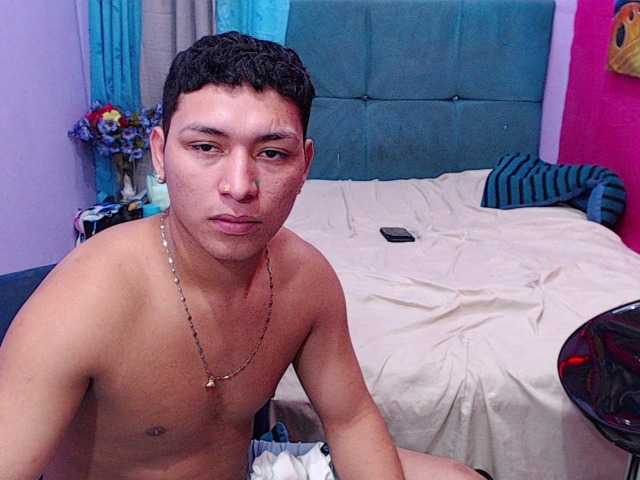 twinksfuck live cam on BongaCams