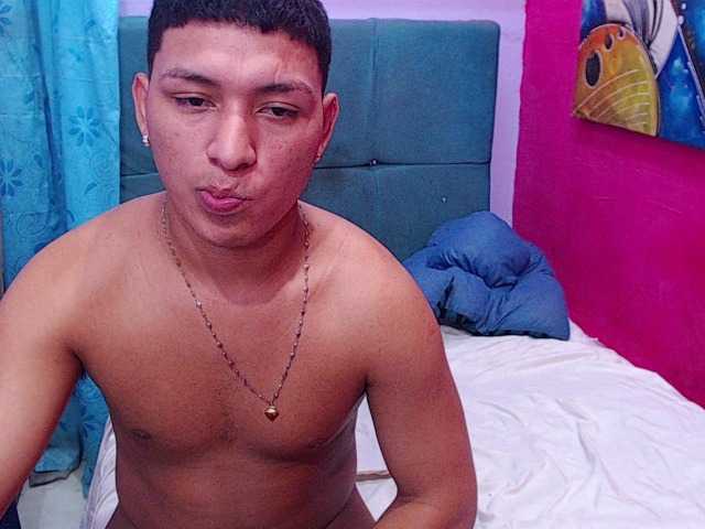twinksfuck live cam on BongaCams