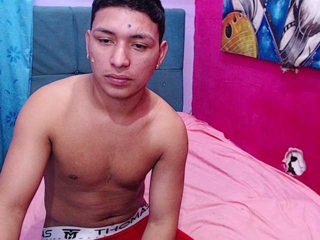 twinksfuck live cam on BongaCams