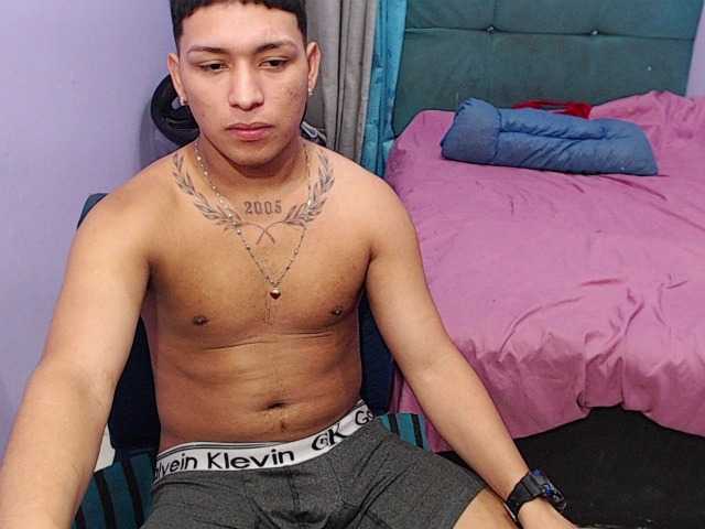 twinksfuck live cam on BongaCams