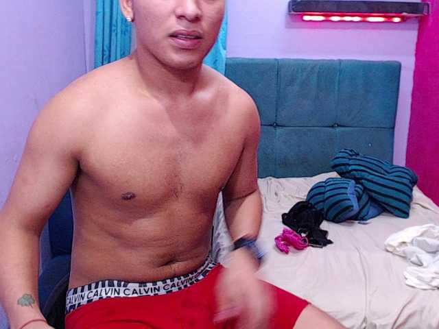twinksfuck live cam on BongaCams