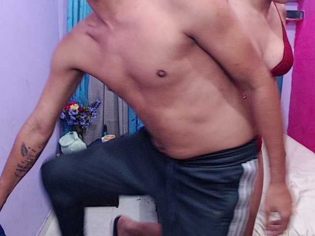 twinksfuck live cam on BongaCams