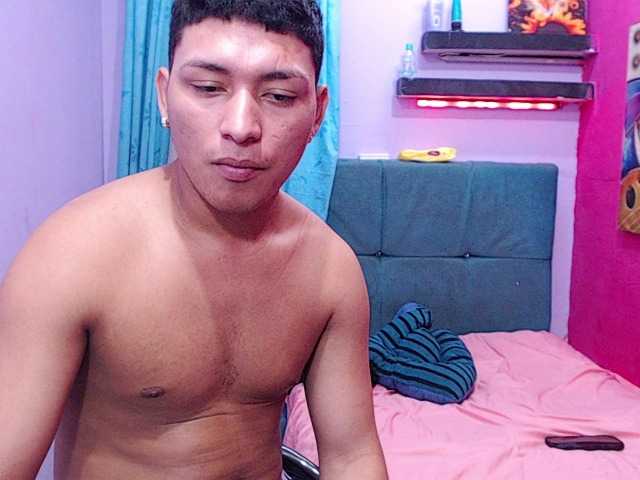 twinksfuck live cam on BongaCams